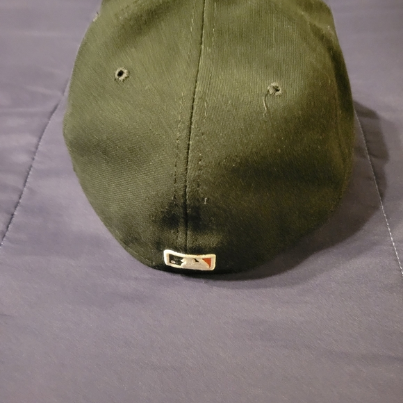 SIZE 7 3/8. NEW ERA MIAMI MARLINS HAT. - Picture 3 of 6